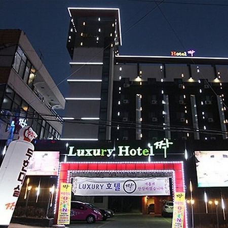 Luxury Jjak Hotel Incheon Exterior photo